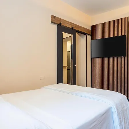 Terra Dell'etna Apartment *